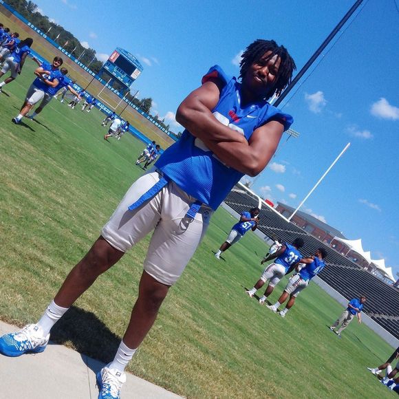 Meet your Posher, Alvonte - Picture 1 of 1